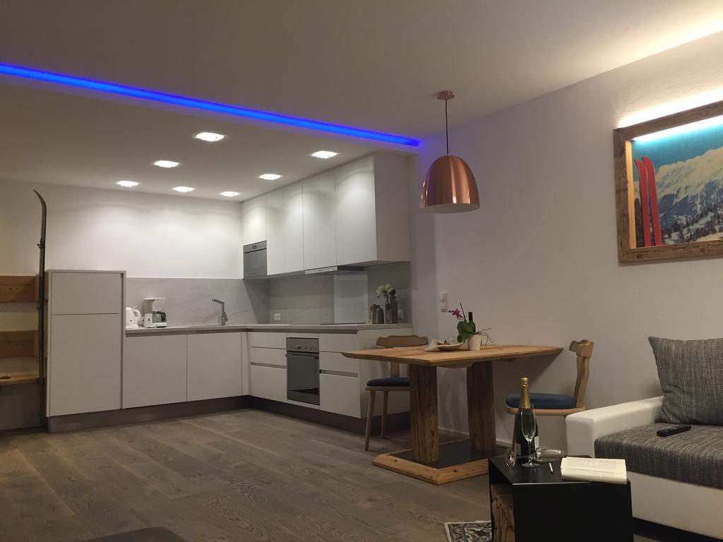 Royal Waldfeld Apartment Mayrhofen Bagian luar foto